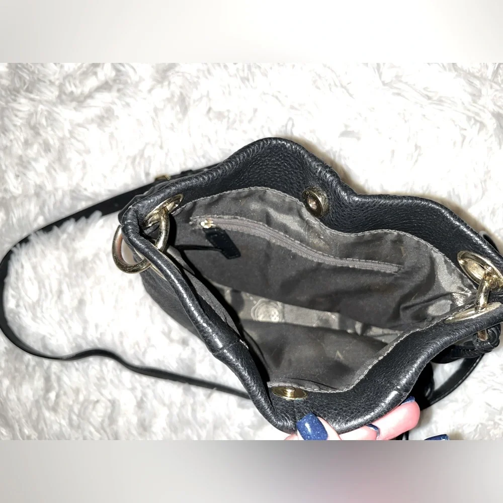 Vince Camuto Crossbody Bag - Picture 3 of 3